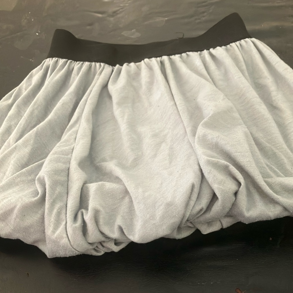 FINAL MARKDOWN Girls bubble skirt 10/12